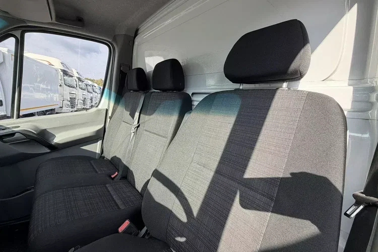 Mercedes Sprinter zdjęcie 24