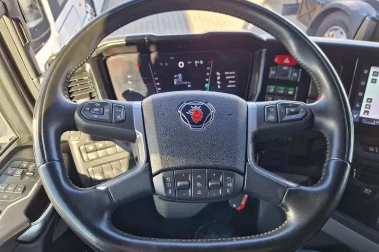 Scania R 460 A4x2NA zdjęcie 19