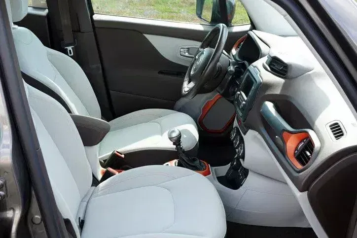 Jeep renegade zdjęcie 50