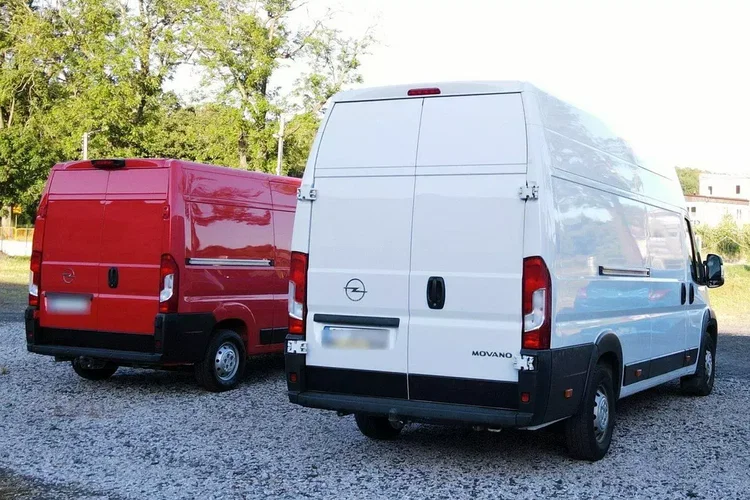 Opel Movano zdjęcie 21