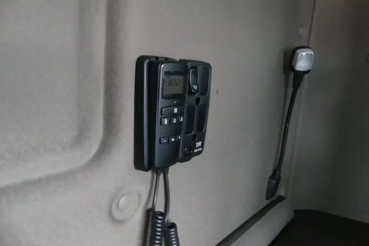 Scania R410 6x2 / BURTO FIRANKA 7.70 + WINDA / ZSUWANY DACH / EURO 6 / zdjęcie 29