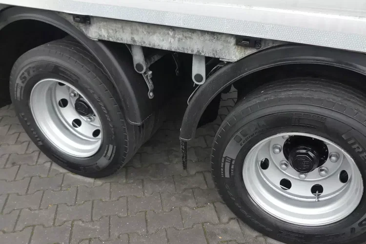 MAN TGX 26.460 / ZESTAW PRZEJAZDOWY / WINDA / KLIMA POSTOJOWA / zdjęcie 17