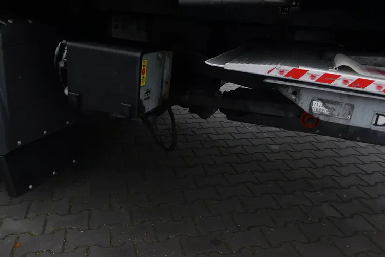 MAN TGX 26.460 / ZESTAW PRZEJAZDOWY / WINDA / KLIMA POSTOJOWA / zdjęcie 22