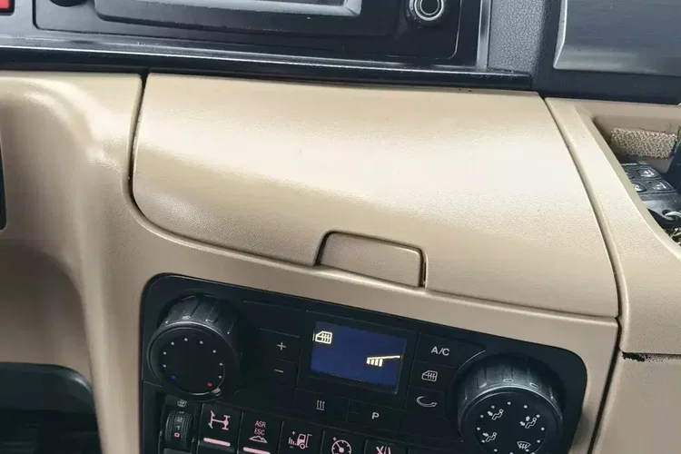 MAN TGX 26.460 / ZESTAW PRZEJAZDOWY / WINDA / KLIMA POSTOJOWA / zdjęcie 36