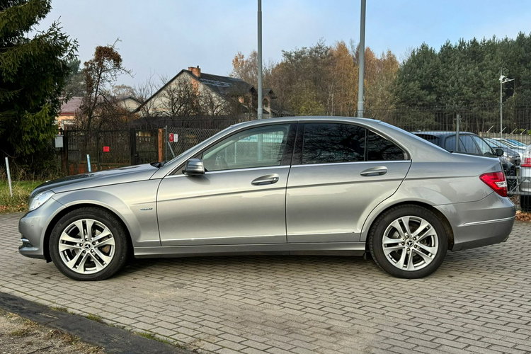 Mercedes C 180 Automat Diesel Niski Przebieg zdjęcie 10