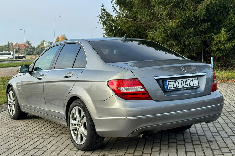Mercedes C 180 Automat Diesel Niski Przebieg zdjęcie 11