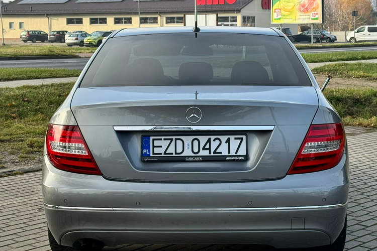 Mercedes C 180 Automat Diesel Niski Przebieg zdjęcie 12