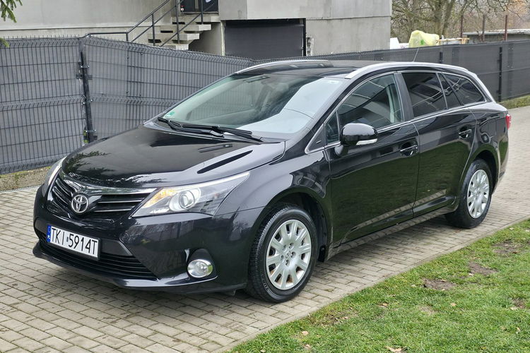 Toyota Avensis 1.8 Benzyna | | Gwarancja | Bogate wyposażenie | Automat zdjęcie 1