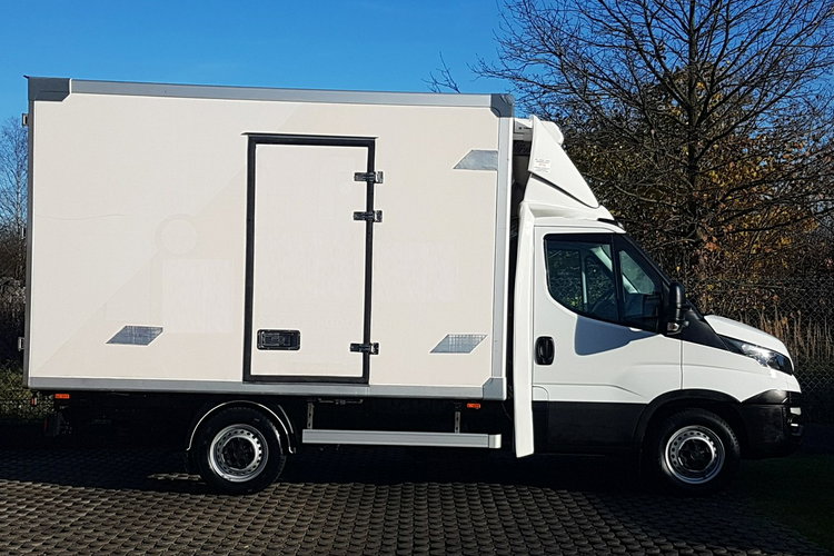 Iveco Daily 6EP CHŁODNIA MROŹNIA IZOTERMA AGREGAT THERMO KING V-200 MAX GRZANIE zdjęcie 13