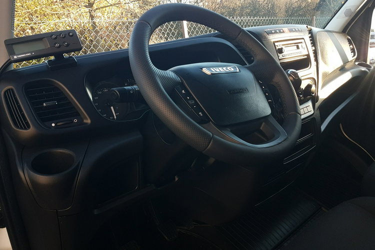 Iveco Daily 6EP CHŁODNIA MROŹNIA IZOTERMA AGREGAT THERMO KING V-200 MAX GRZANIE zdjęcie 24