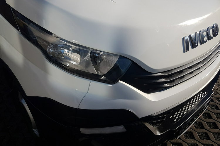 Iveco Daily 6EP CHŁODNIA MROŹNIA IZOTERMA AGREGAT THERMO KING V-200 MAX GRZANIE zdjęcie 31