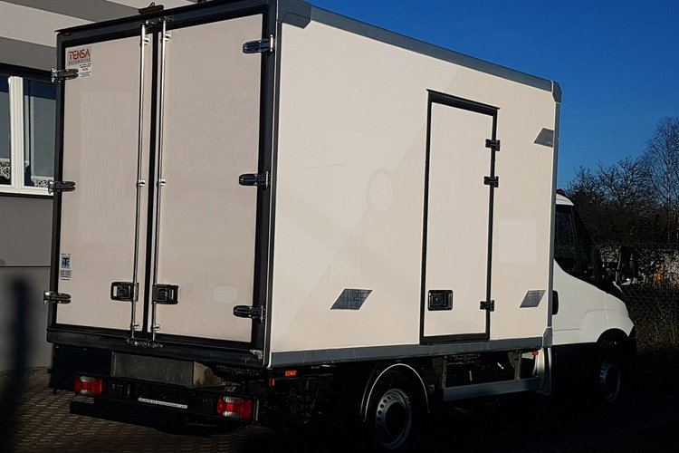 Iveco Daily 6EP CHŁODNIA MROŹNIA IZOTERMA AGREGAT THERMO KING V-200 MAX GRZANIE zdjęcie 4