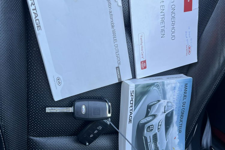 Kia Sportage Zadbana, dobrze wyposażona zdjęcie 27