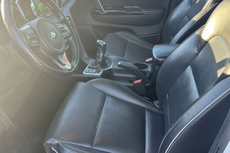 Kia Sportage Zadbana, dobrze wyposażona zdjęcie 36