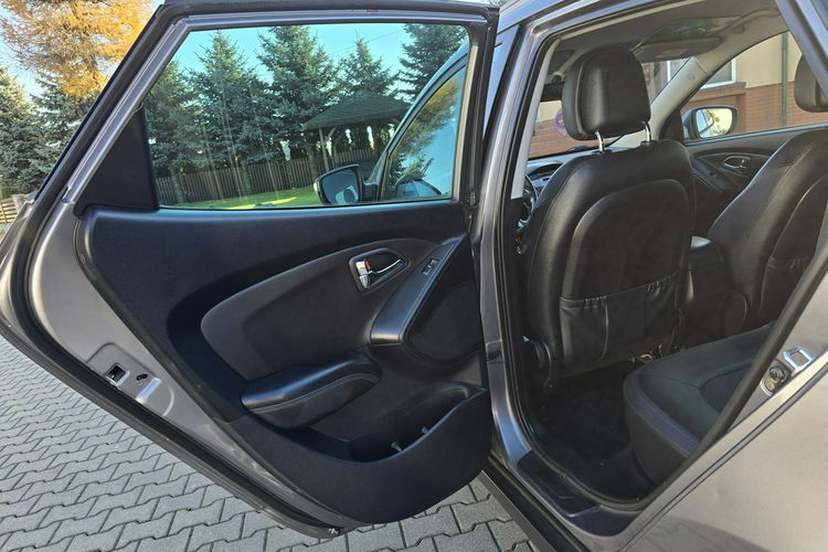 Hyundai ix35 1.6Benz - Serwis.Klimatronic 2 str.Pól-Skór.El.szyby..Alu. zdjęcie 15