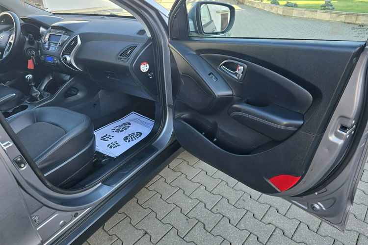 Hyundai ix35 1.6Benz - Serwis.Klimatronic 2 str.Pól-Skór.El.szyby..Alu. zdjęcie 22