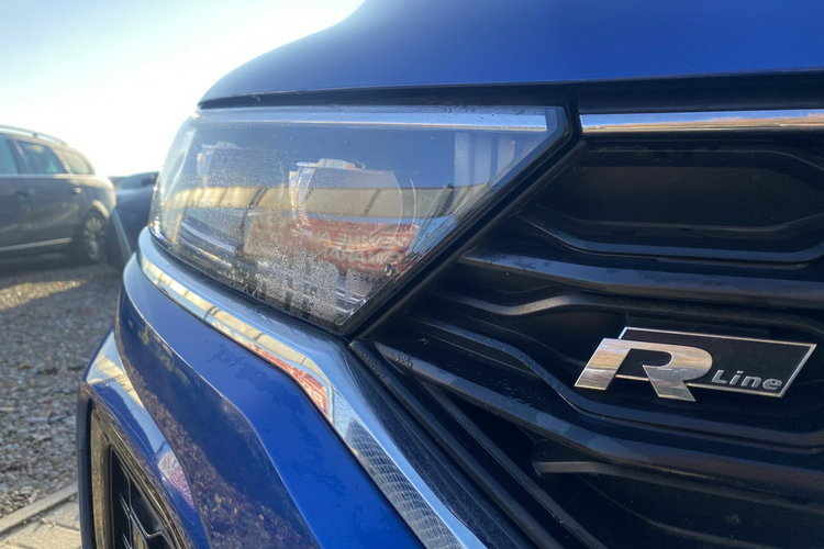Volkswagen T-Roc R-Line 1.5tsi automat 150 KM polski salon bezwypadkowy max wersja gwar zdjęcie 2