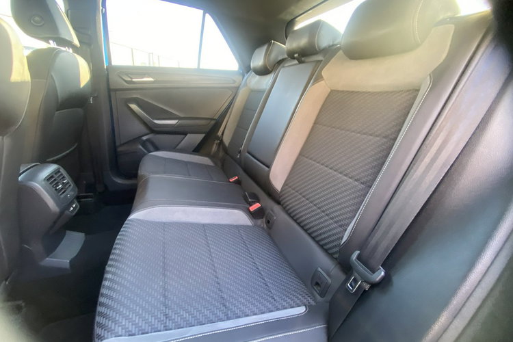 Volkswagen T-Roc R-Line 1.5tsi automat 150 KM polski salon bezwypadkowy max wersja gwar zdjęcie 28