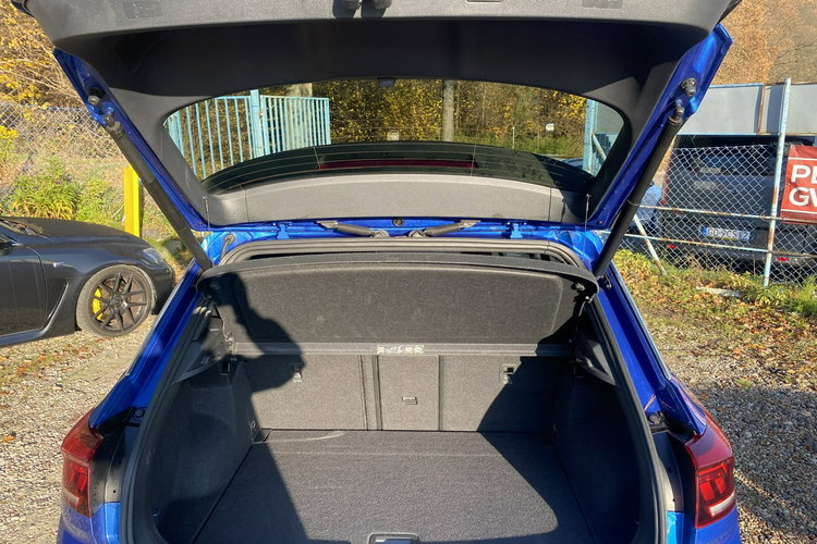 Volkswagen T-Roc R-Line 1.5tsi automat 150 KM polski salon bezwypadkowy max wersja gwar zdjęcie 3