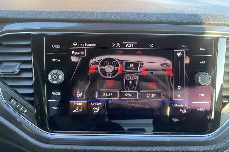 Volkswagen T-Roc R-Line 1.5tsi automat 150 KM polski salon bezwypadkowy max wersja gwar zdjęcie 39