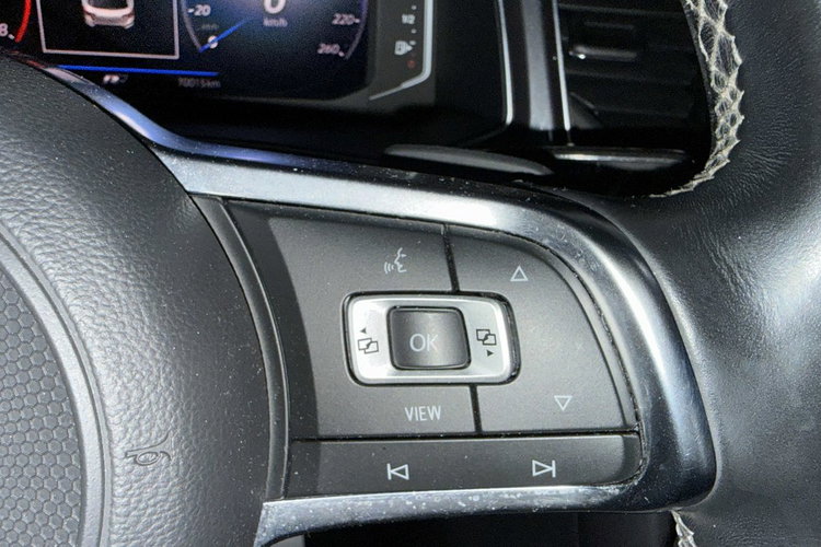 Volkswagen T-Roc R-Line 1.5tsi automat 150 KM polski salon bezwypadkowy max wersja gwar zdjęcie 60