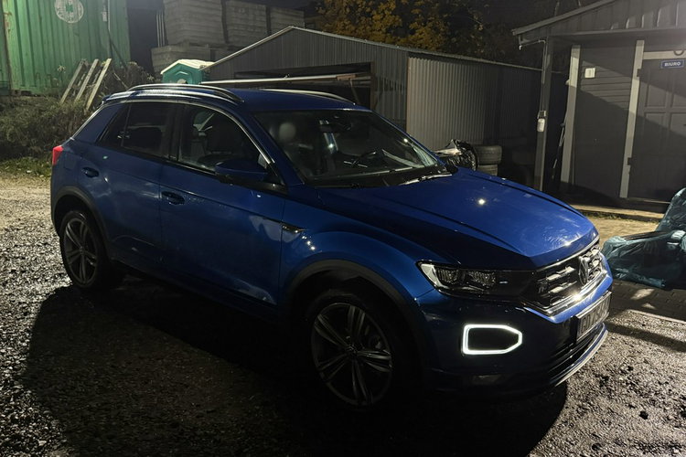 Volkswagen T-Roc R-Line 1.5tsi automat 150 KM polski salon bezwypadkowy max wersja gwar zdjęcie 70