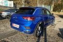 Volkswagen T-Roc R-Line 1.5tsi automat 150 KM polski salon bezwypadkowy max wersja gwar zdjęcie 9
