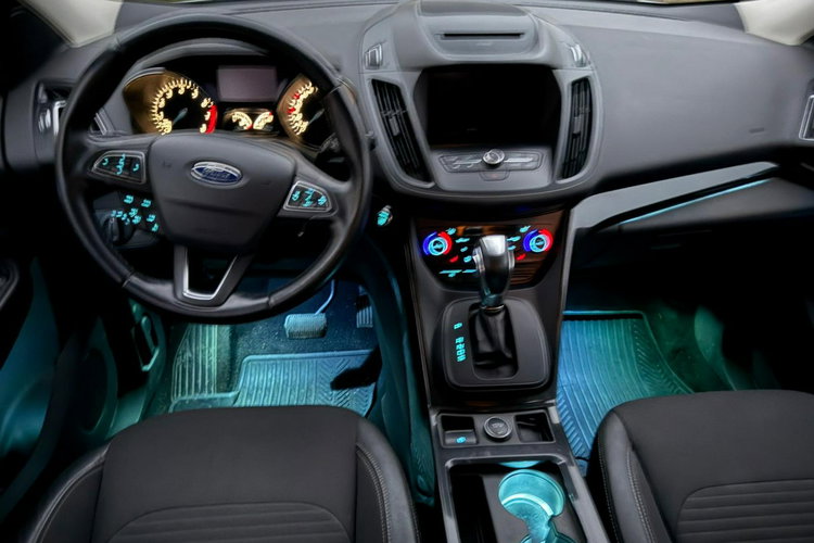 Ford Kuga 2019 Facelift Titanium 1.5 EcoBoost AWD 4x4175KM Automat zdjęcie 14