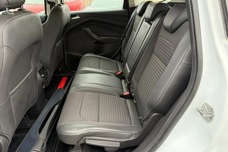 Ford Kuga 2019 Facelift Titanium 1.5 EcoBoost AWD 4x4175KM Automat zdjęcie 22