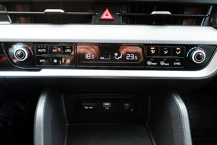 Kia Sportage Biały PERŁA 1WŁ Kraj. Bezwyp LED+Kamera+NAVI Gwarancja FABRYCZNA F23% 4x2 zdjęcie 45