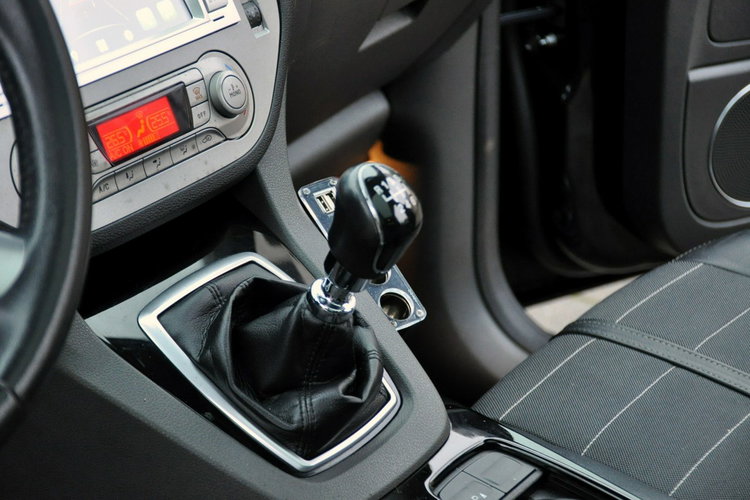 Ford Kuga 2.0TDCI(140KM) Xenon Led Navi Kamera Panorama Skóry El.Fotel Alu17"ASO zdjęcie 36