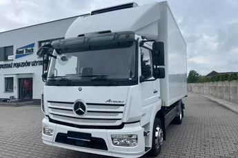 Mercedes ATEGO 1227 CHŁODNIA HAKOWA / HAKÓWKA