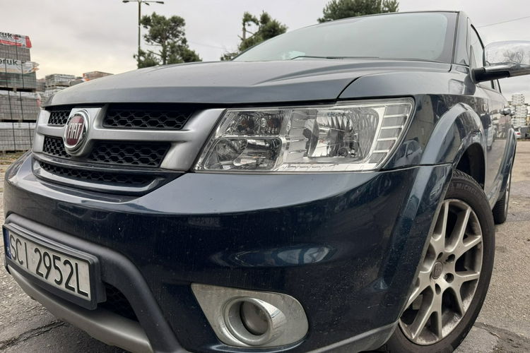 Fiat Freemont Klimatronic 3-stref, Podgrz. fotele, 7 osobowy, Skóra, Hak zdjęcie 2