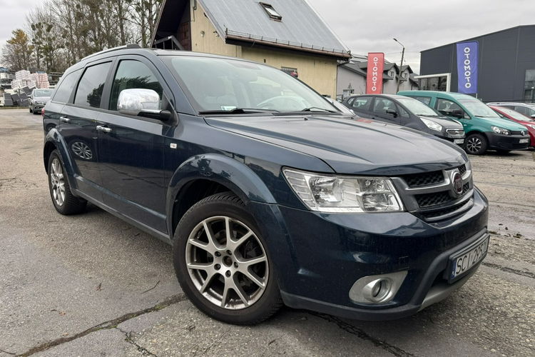 Fiat Freemont Klimatronic 3-stref, Podgrz. fotele, 7 osobowy, Skóra, Hak zdjęcie 4