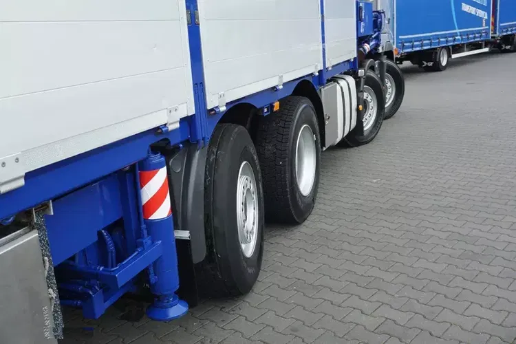 Volvo / FH / 520 / 8 X 2 / SKRZYNIOWY + HDS / PM 85 SP + JIB J 1204 / WYSIĘG 31.9 M zdjęcie 20