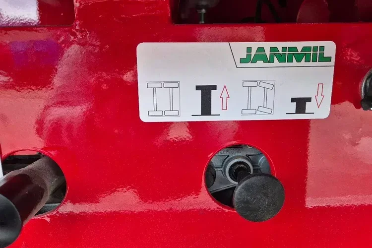 JANMIL NISKOPODWOZIOWA / FABRYCZNIE NOWA / BOGATE WYPOSAŻENIE / zdjęcie 70