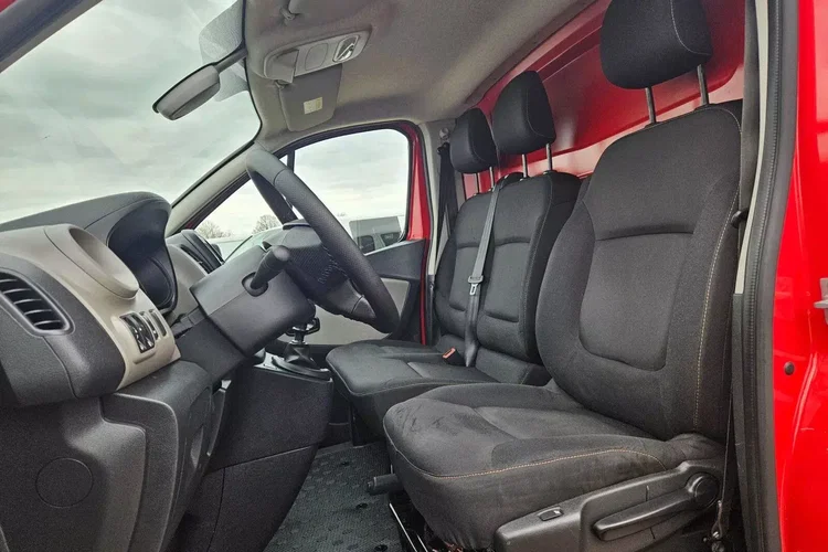 Renault Trafic Long 54900zł NETTO 1.6dCi/125KM zdjęcie 17