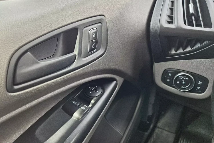 Ford transit-connect Long 39999zł NETTO 1, 5TdCi/120KM Automat zdjęcie 17
