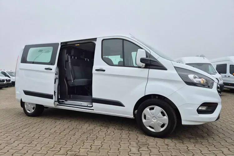 Ford transit-custom L2H1 69999zł NETTO Brygadówka 5 osób 2.0TdCi/131KM zdjęcie 3