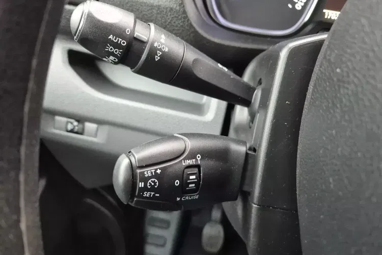 Citroen Jumpy L3H1 69999zł NETTO Brygadówka 6 osób ExtraLong 2.0HDi/122KM zdjęcie 17
