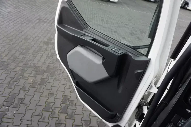 Renault D 16 / 280 / ACC / E 6 / FIRANKA + WINDA / ŁAD. 8 790 KG / 17 PALET zdjęcie 21