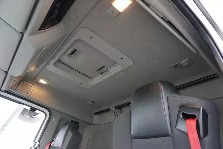 Renault D 16 / 280 / ACC / E 6 / FIRANKA + WINDA / ŁAD. 8 790 KG / 17 PALET zdjęcie 24