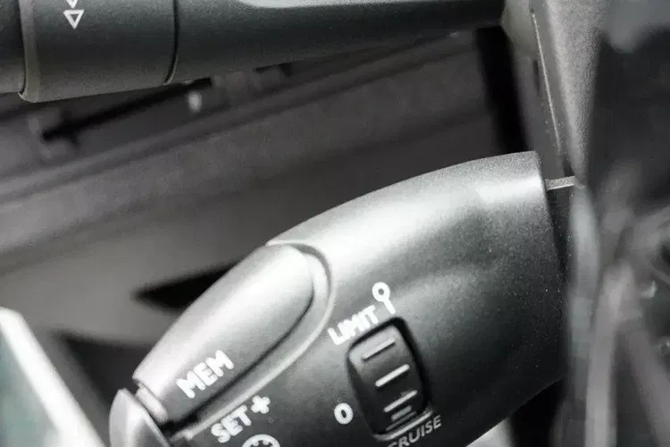 Peugeot 5008 zdjęcie 75