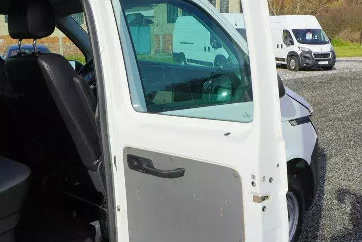 Volkswagen Transporter T6.1_ Doka _4Motion _ 4x4 zdjęcie 77