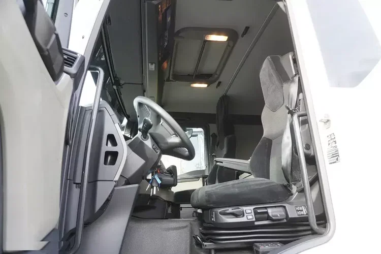 MAN TGS 26.510 6x4/4 Hydrodrive / Oś skrętna / Retarder / Kab. sypialna zdjęcie 17