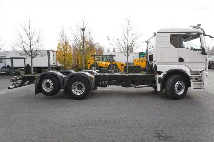 MAN TGS 26.510 6x4/4 Hydrodrive / Oś skrętna / Retarder / Kab. sypialna zdjęcie 6