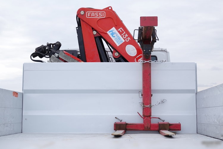 Iveco / STRALIS / 310 / 4x2 /WYWROTKA - 5.3 M / HDS FASSI 135 - 8 M / EURO 6 zdjęcie 39