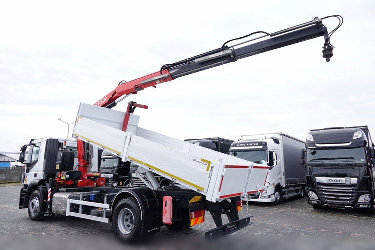 Iveco / STRALIS / 310 / 4x2 /WYWROTKA - 5.3 M / HDS FASSI 135 - 8 M / EURO 6 zdjęcie 4