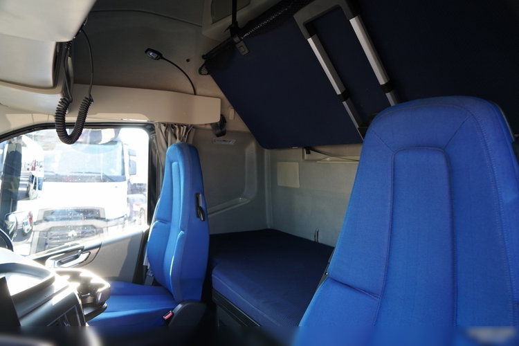 Volvo FH 460 / ZESTAW TANDEM / 120 M3 / PRZEJAZDOWY / I-SAVE / KLIMA POSTOJOWA / OŚ PODNOSZONA SKRĘTNA / WIELTON  zdjęcie 45