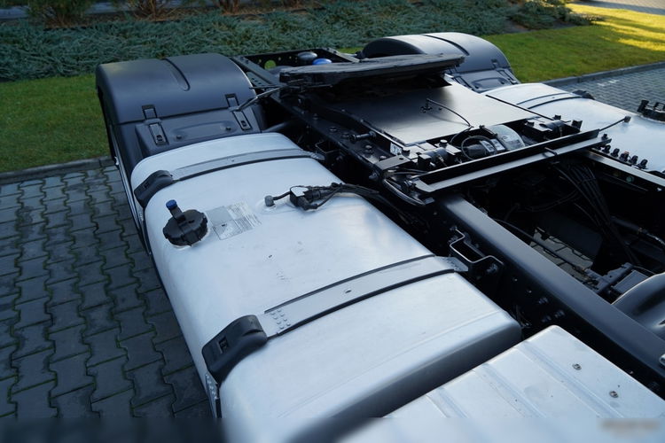 MAN TGX 18. 460 / MEGA / LOWDECK / REGULOWANE SIODŁO / NAVI zdjęcie 17